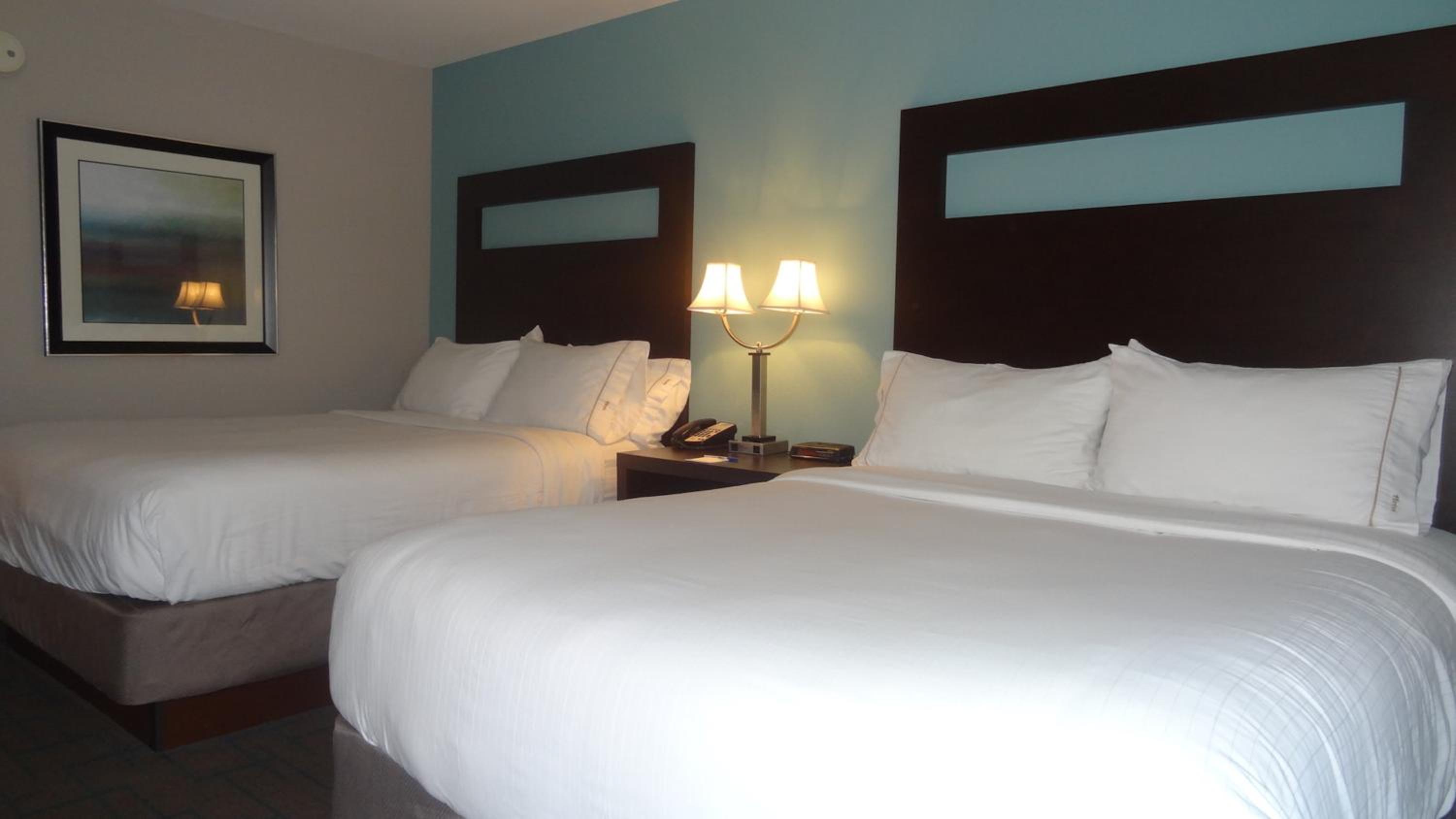 holiday inn express kansas city bonner springs by ihg