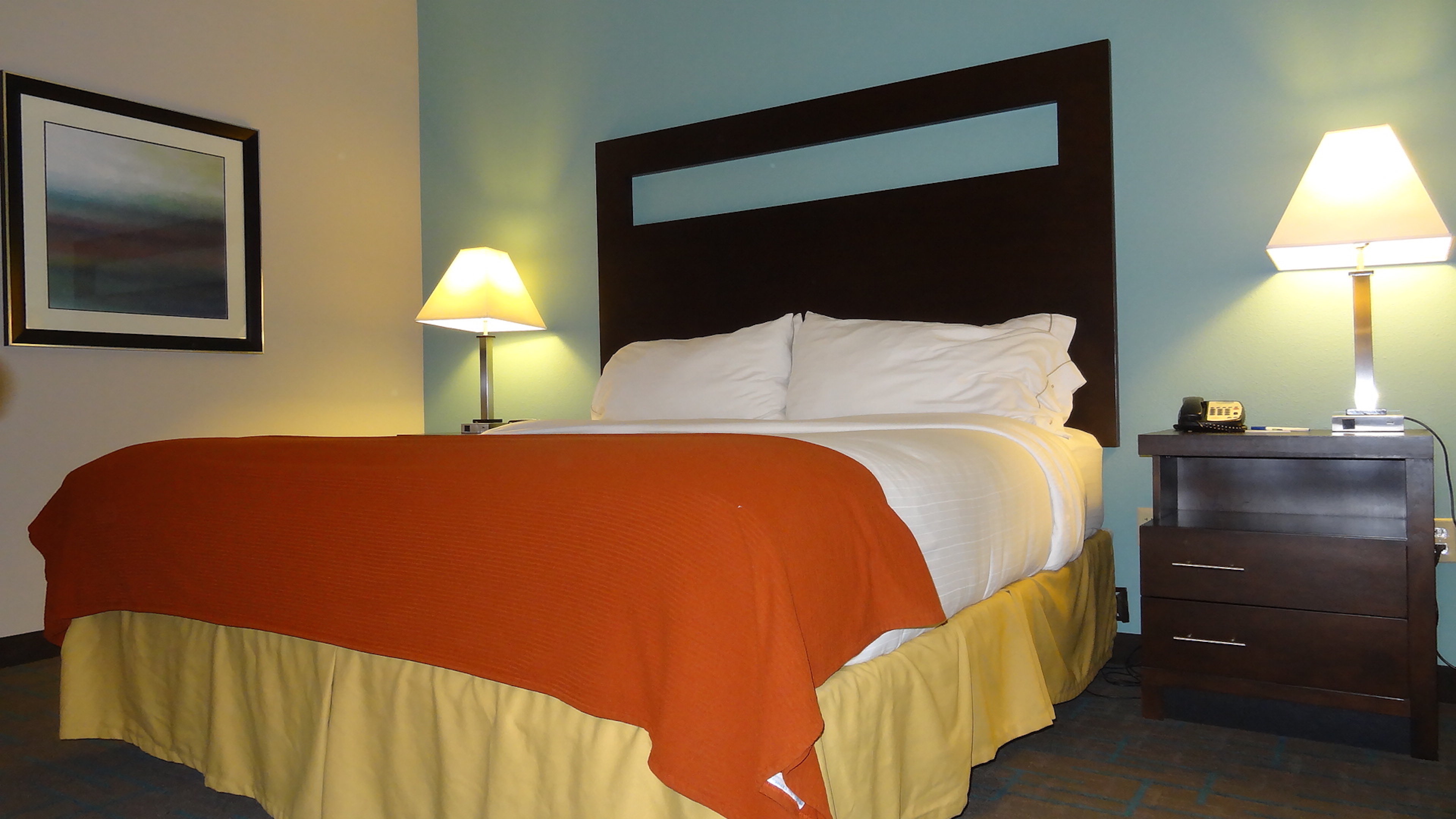 holiday inn express kansas city bonner springs by ihg