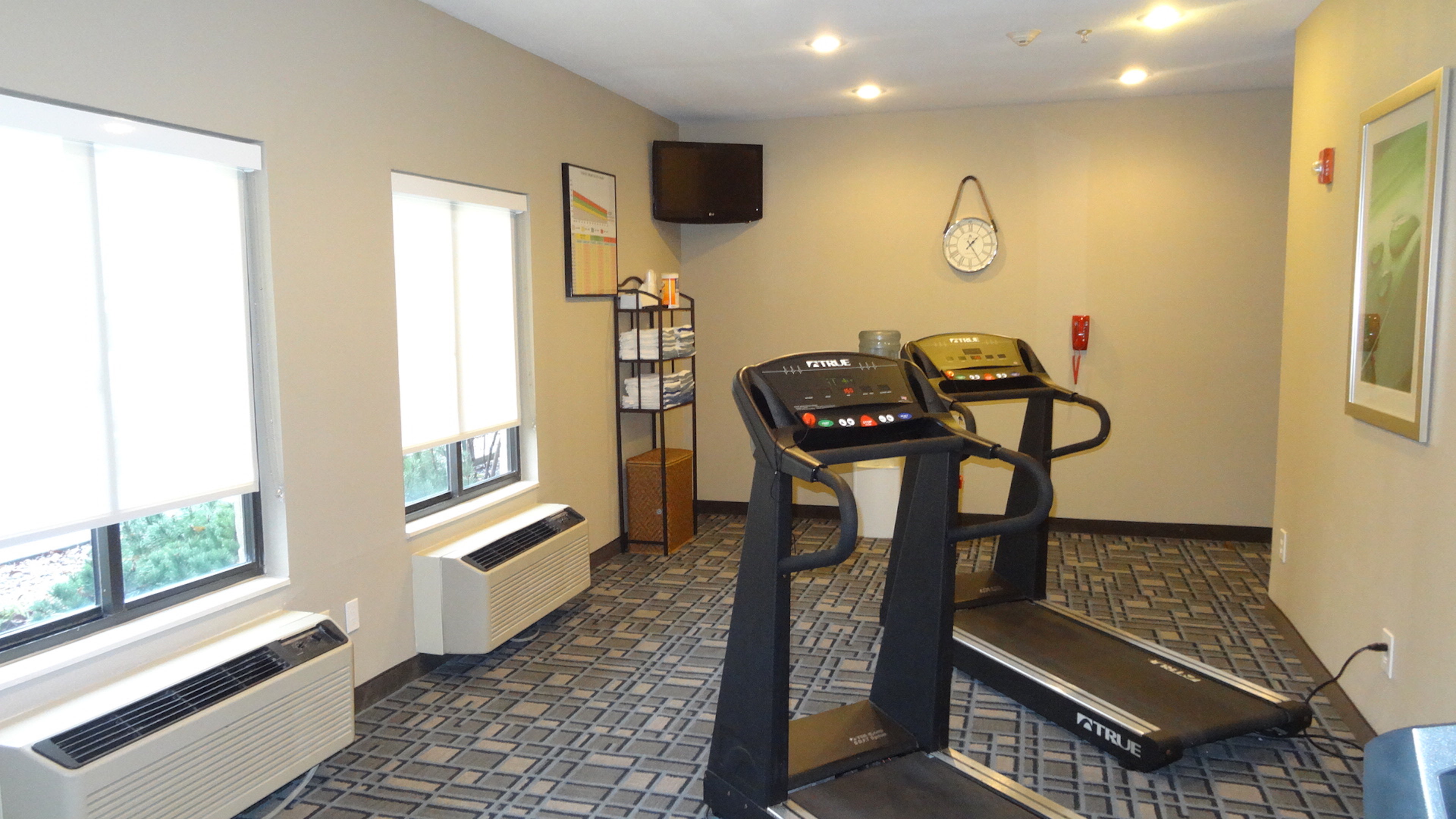 holiday inn express kansas city bonner springs by ihg