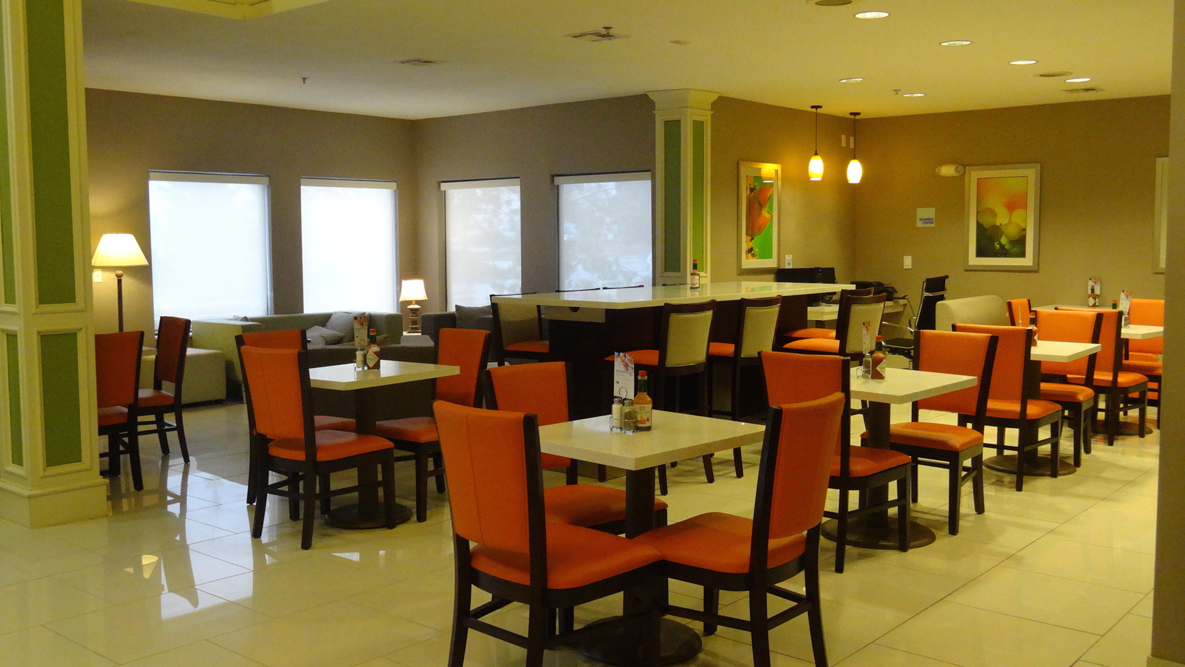 holiday inn express kansas city bonner springs by ihg