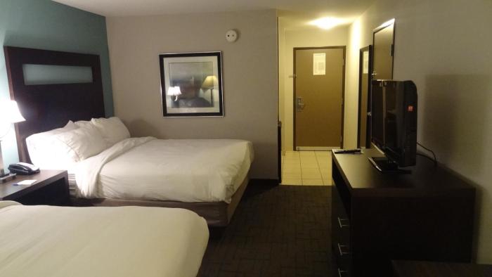 holiday inn express kansas city bonner springs by ihg