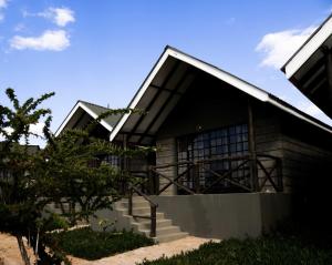 outback kenya lodge