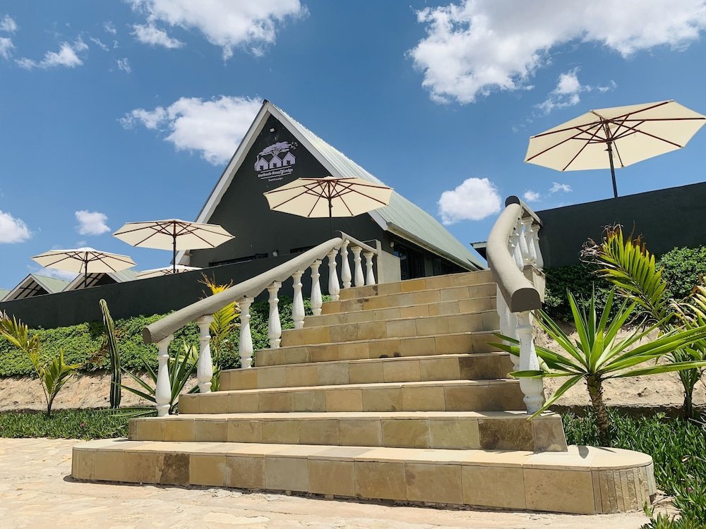 outback kenya lodge