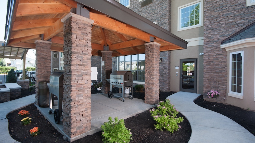 staybridge suites buffalo amherst by ihg