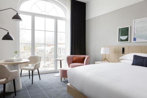 kimpton the forum hotel an ihg hotel