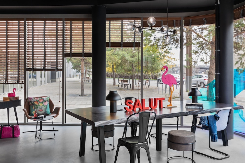 moxy amiens