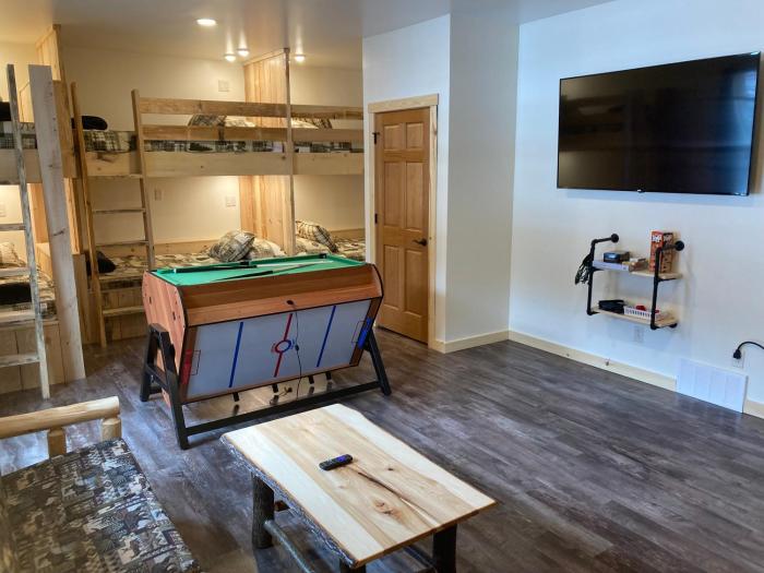 keweenaw waters resort