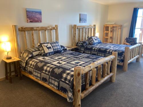 keweenaw waters resort
