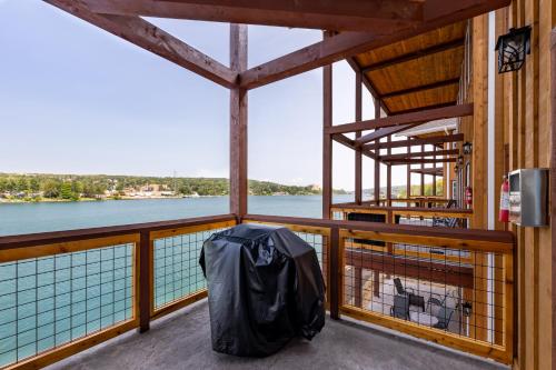 keweenaw waters resort