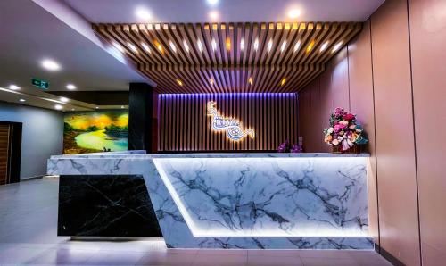 the riva vientiane hotel