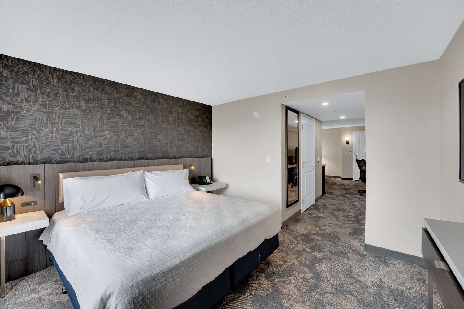 hilton garden inn toronto brampton