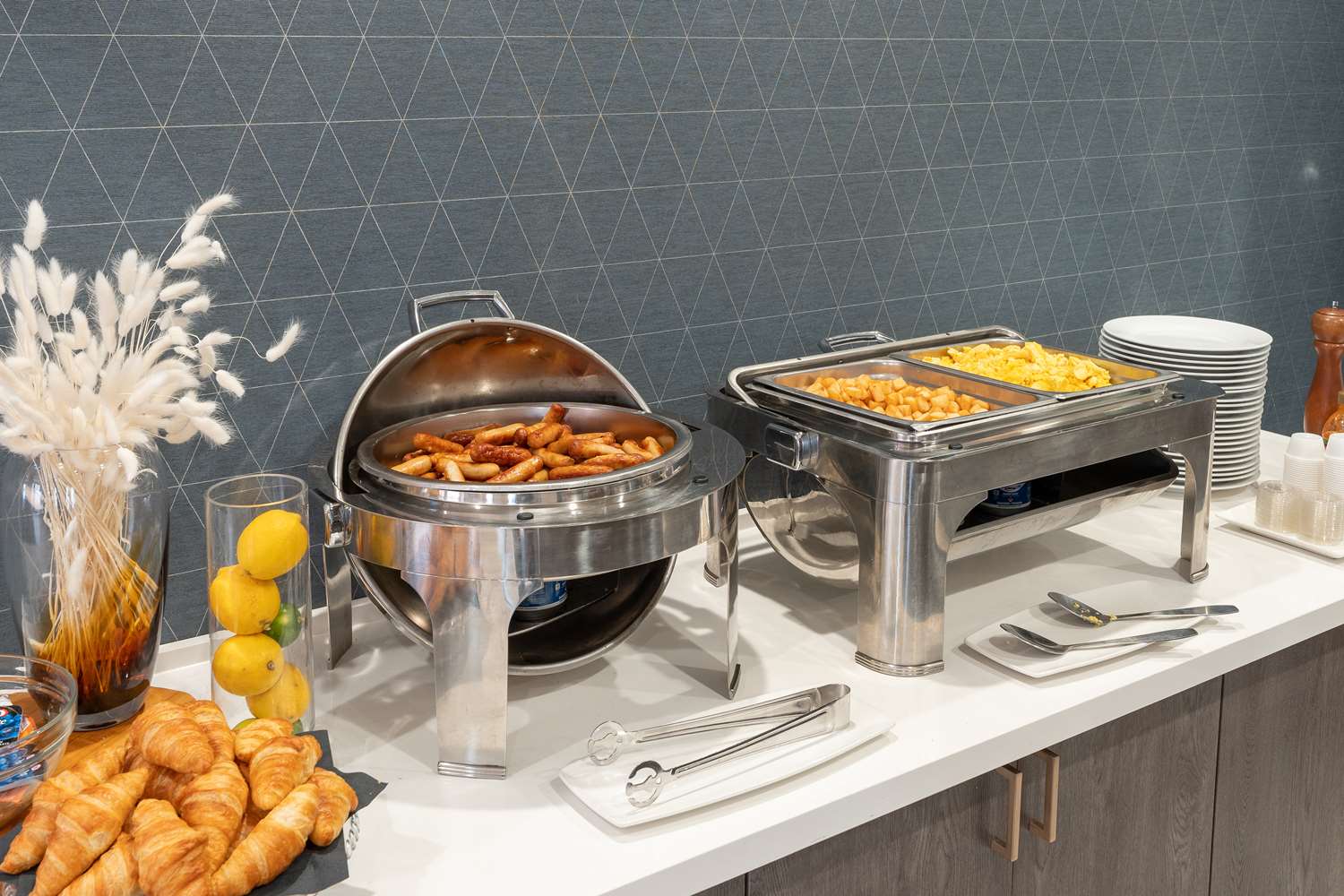 hilton garden inn toronto brampton