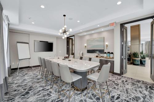 hilton garden inn toronto brampton