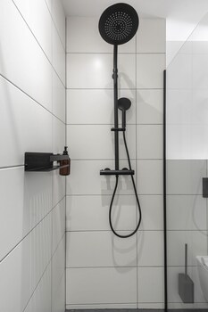 village by maier kontaktloser check in