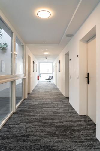 village by maier kontaktloser check in