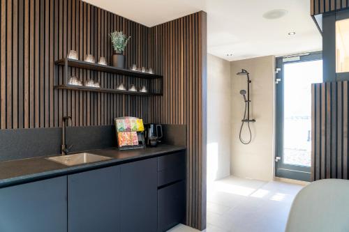 village by maier kontaktloser check in