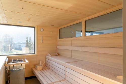 village by maier kontaktloser check in