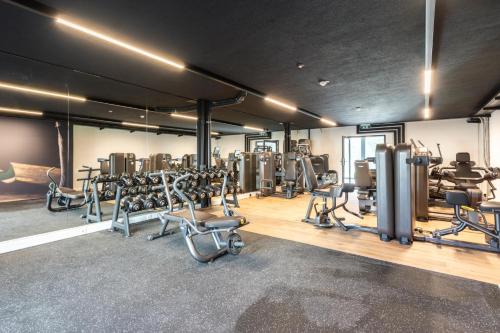 village by maier kontaktloser check in