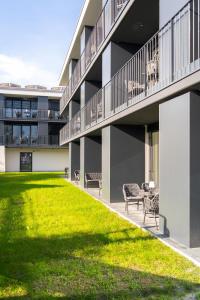 village by maier kontaktloser check in