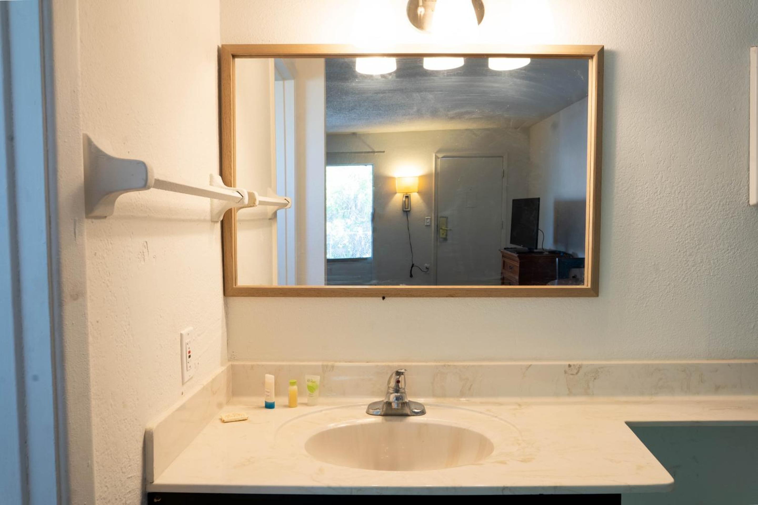 oyo hotel ocala fl i 75