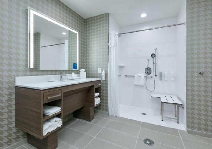 home2 suites by hilton el campo