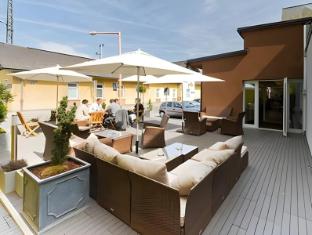 motel zeltweg self check in