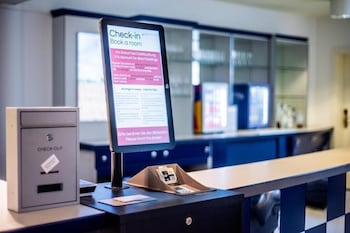 motel zeltweg self check in