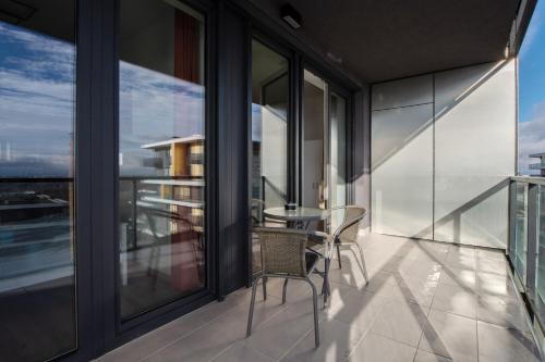 waterfront city apartments by urbanrent