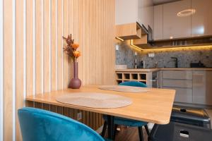 waterfront city apartments by urbanrent