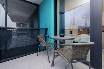 waterfront city apartments by urbanrent