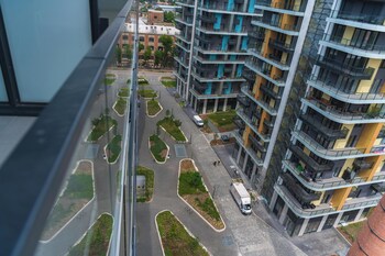 waterfront city apartments by urbanrent