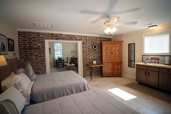 wedgefield country club