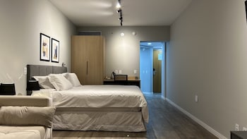 sol flats av cauaxi by anora spaces