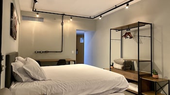 sol flats av cauaxi by anora spaces