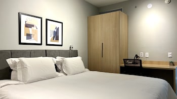 sol flats av cauaxi by anora spaces