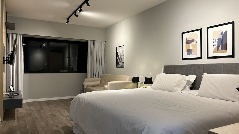 sol flats av cauaxi by anora spaces