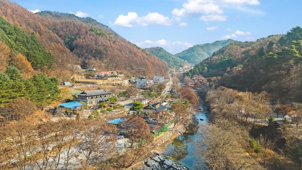 gapyeong dolgungpensyeonandkaempingjang