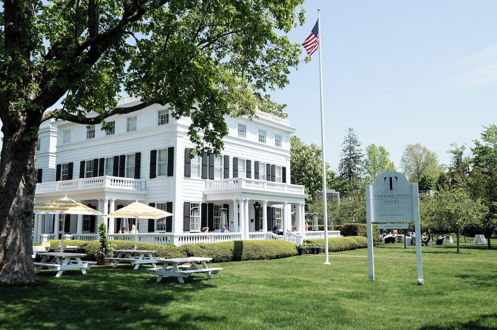 topping rose house