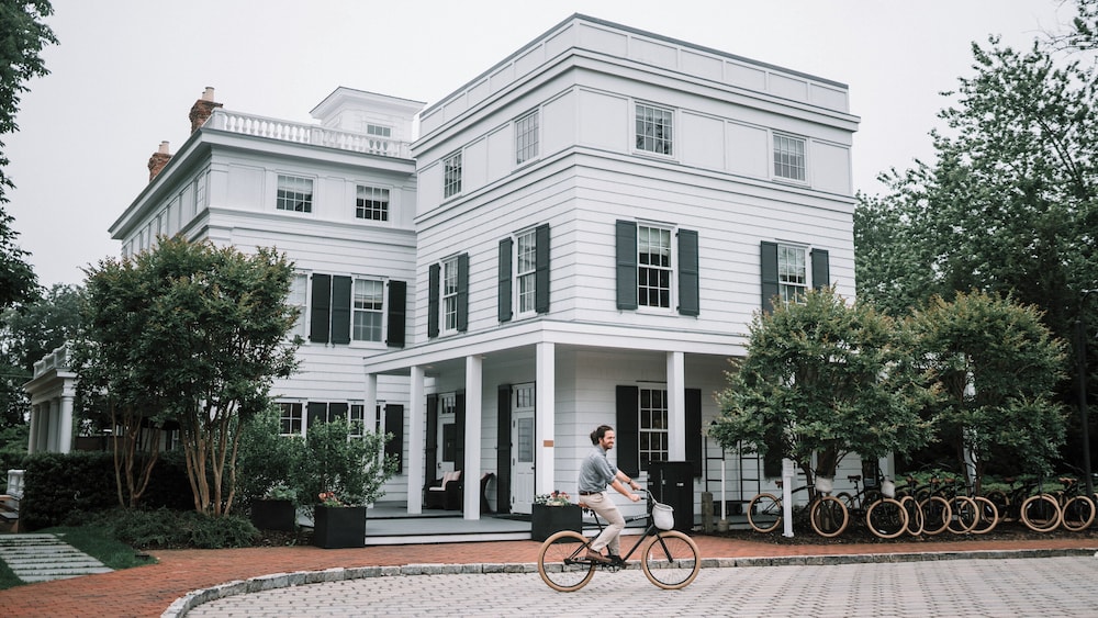 topping rose house