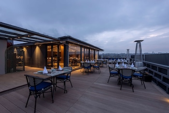 sarovar portico srinagar