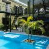 hotel oasis tropical