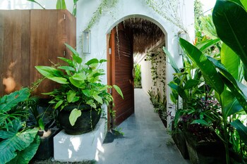 larose villas and boutique camp