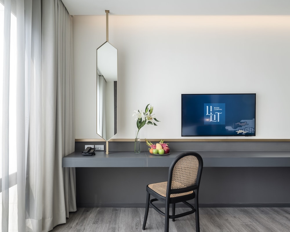 lilit bang lumphu hotel