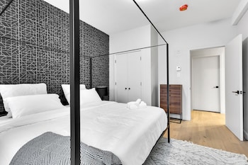 deluxe suites downtown montreal