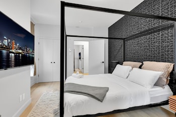 deluxe suites downtown montreal