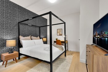 deluxe suites downtown montreal