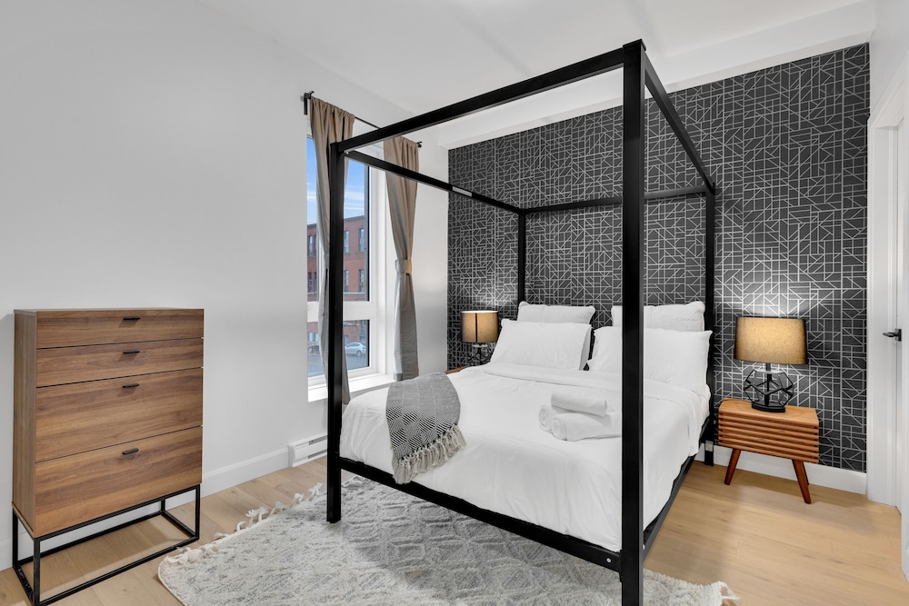 deluxe suites downtown montreal