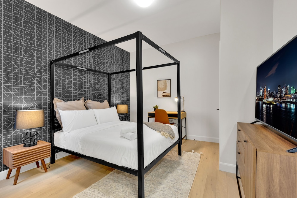 deluxe suites downtown montreal