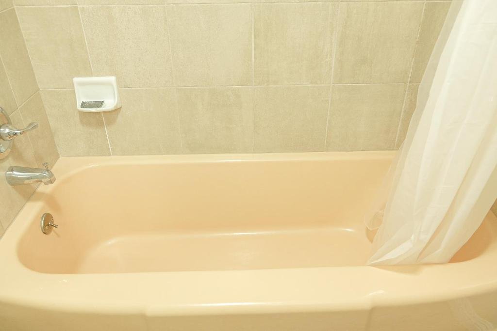 Sherwood Arms Motel,United States Of America>>Running Springs,2 star