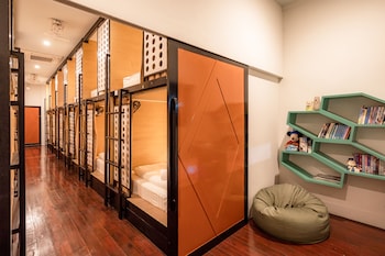 The Dorm Hostel,Phuket>>Ban Lo Long,1 star